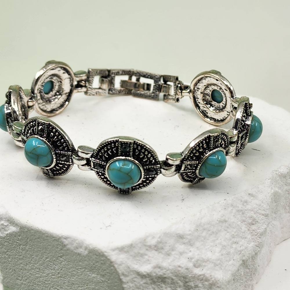 Faux Turquoise Cabochon Black Rhinestone Silver Tone Statement Link Bracelet